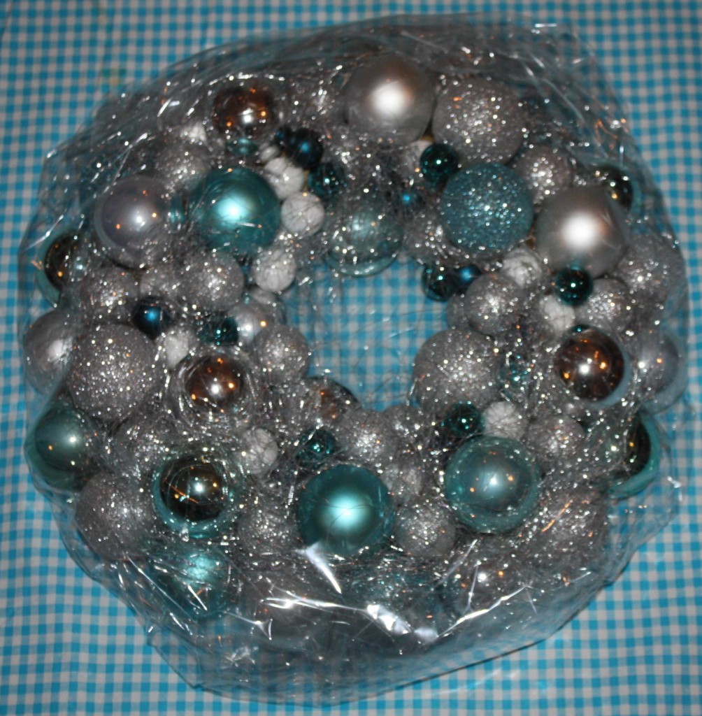 Krans Kerstballen - blauw grijs